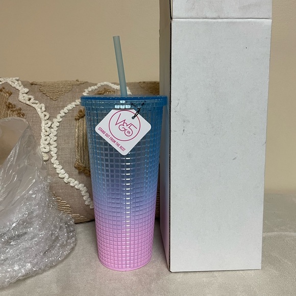 Two-Tone Pink and Blue Square Cut Tumbler/Cup - Picture 3 of 4